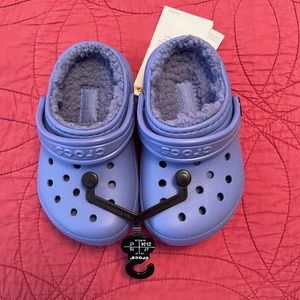 🌈 [Crocs] New fur lined purple toddler crocs